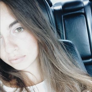 Meet your Posher, Perla